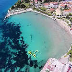 With Wifi - 16079 Daire Split